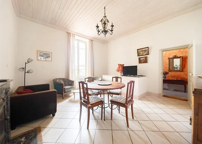 Chateau Des Grezes Дом отдыха