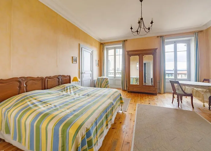 Chateau Des Grezes Дом отдыха